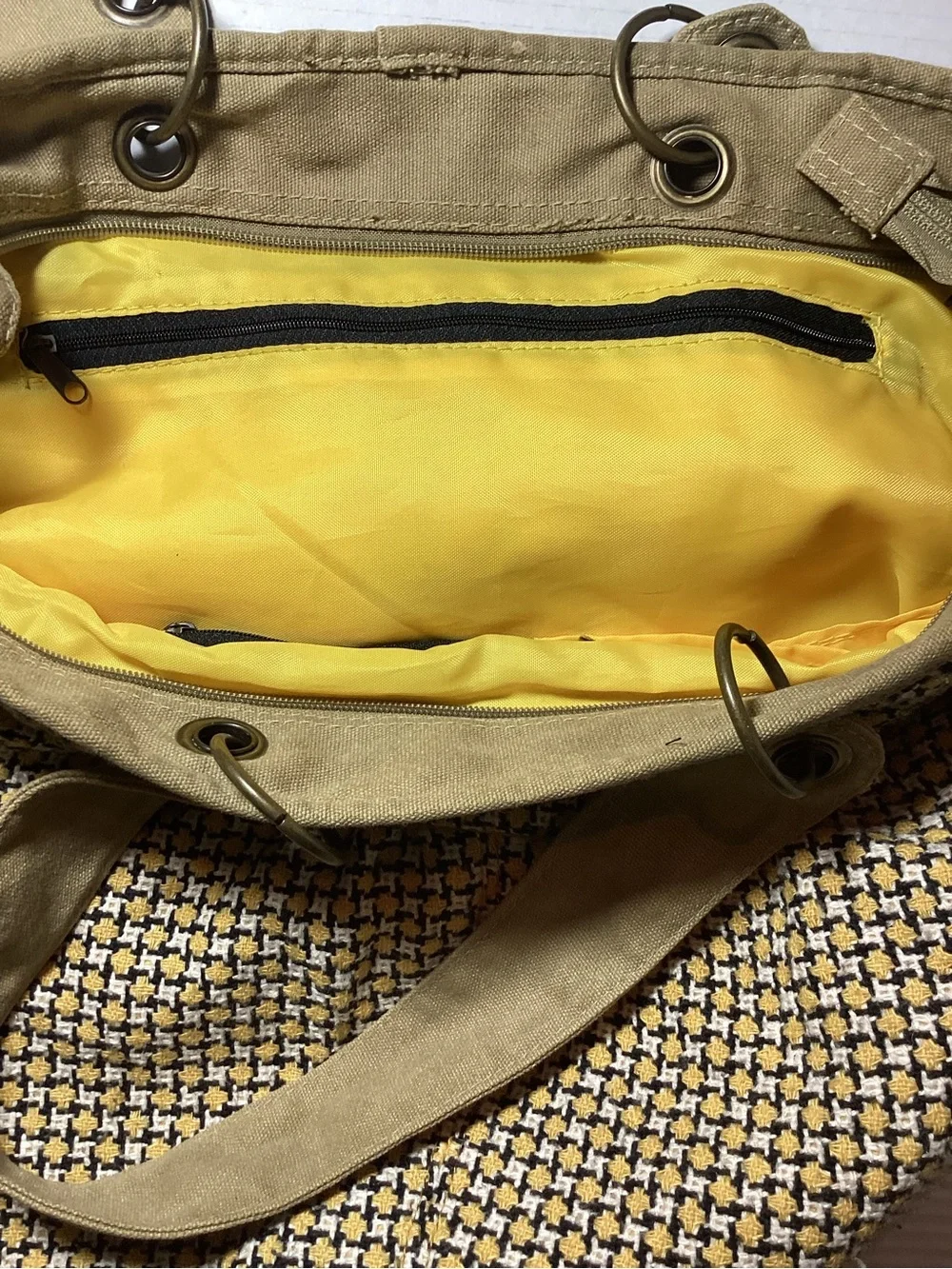 Kavu stylish woven